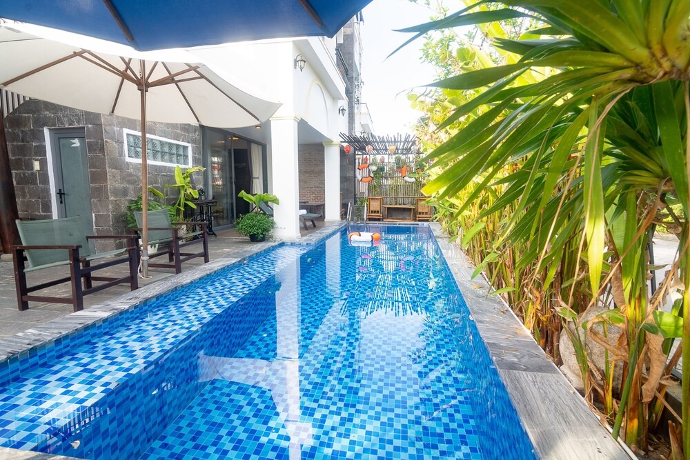 The Tre Beach Villa