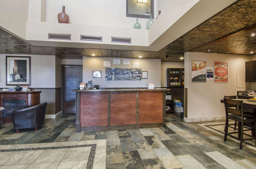 Econo Lodge Lloydminster