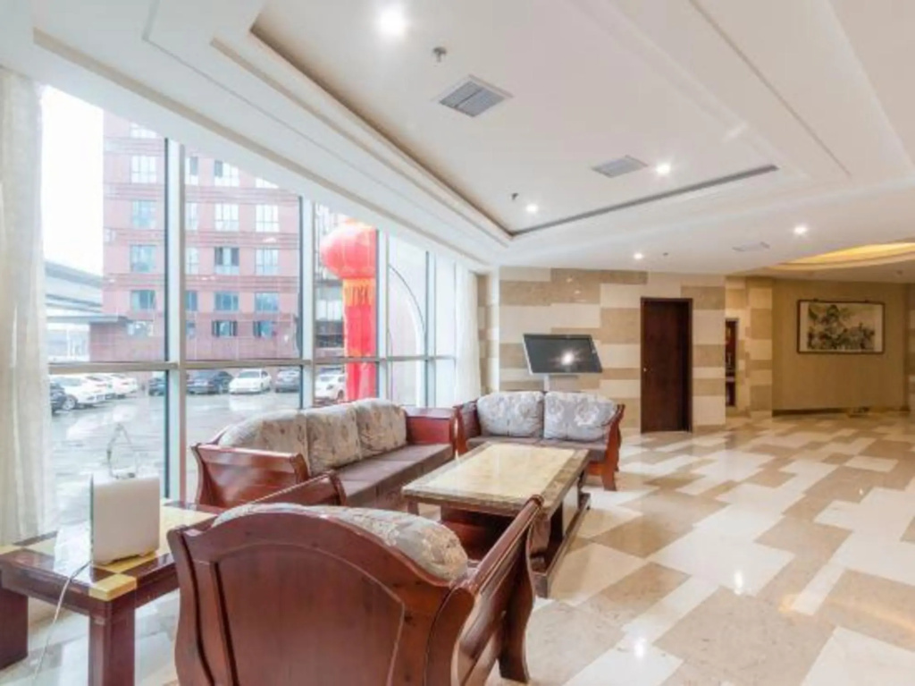 Braim Seasons Hotel