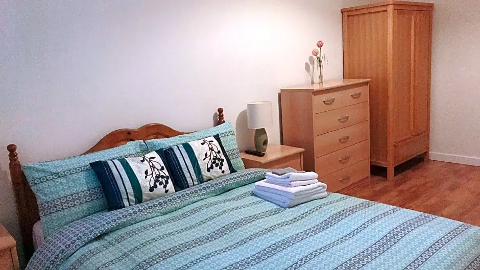 Two Bedrooms well equipped flat-NO PARTY