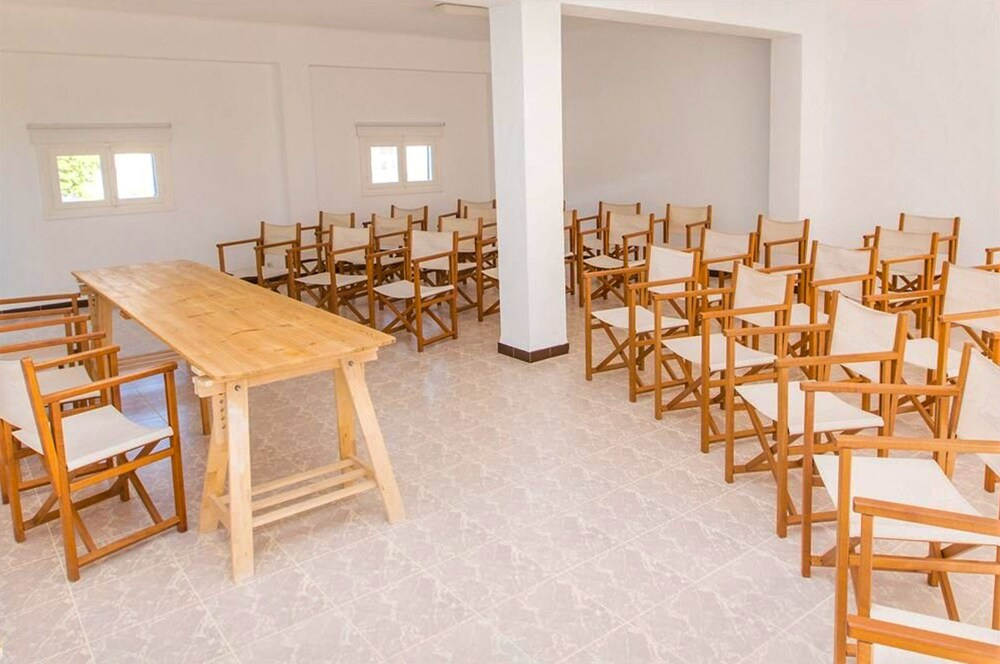 Som Suret Cool Hostel - Adults Only
