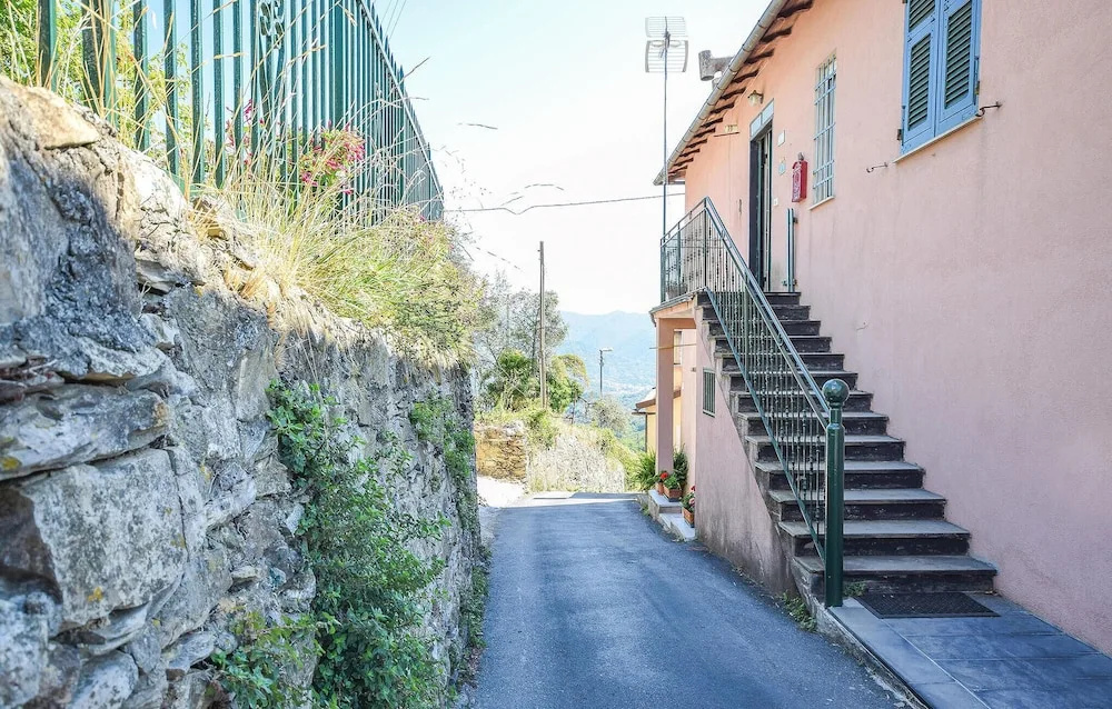 3 Bedroom Awesome Apartment In Camogli