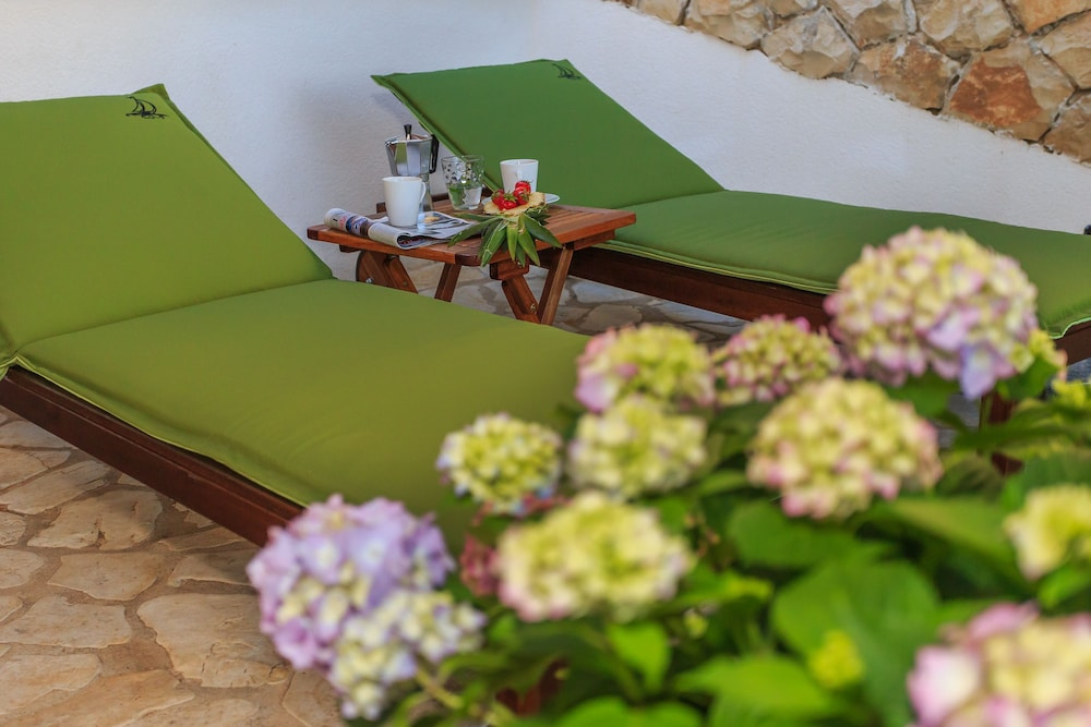 Villa Lola