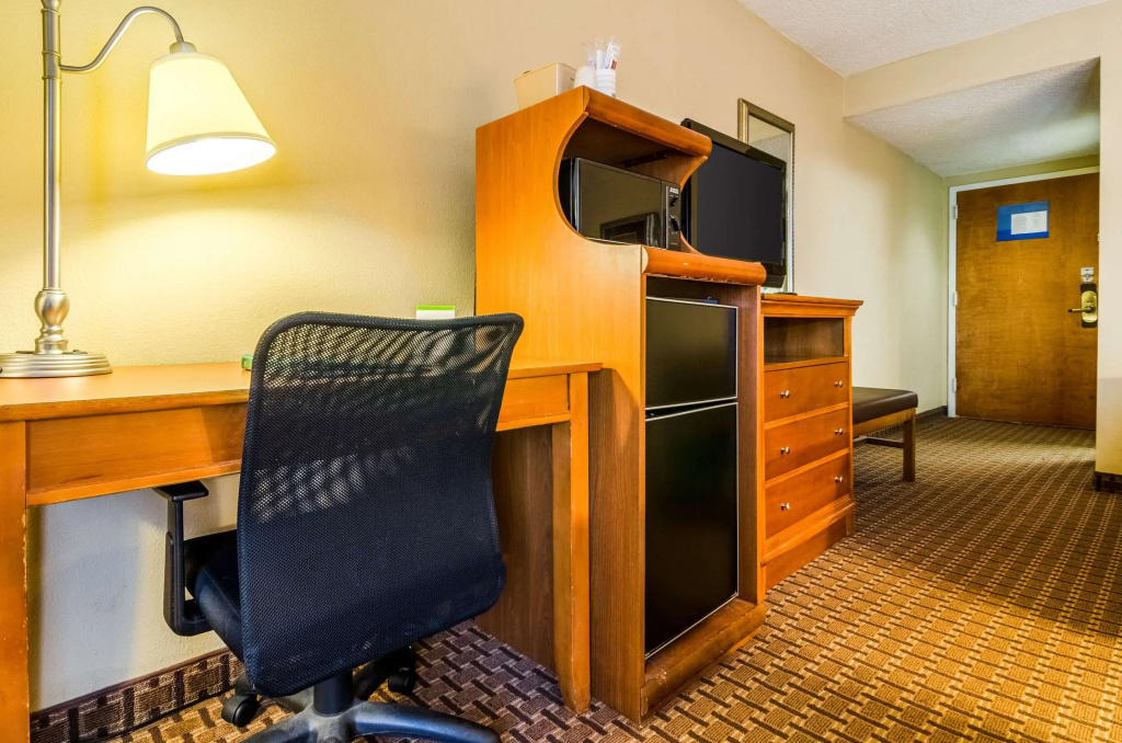 Quality Inn Lumberton North