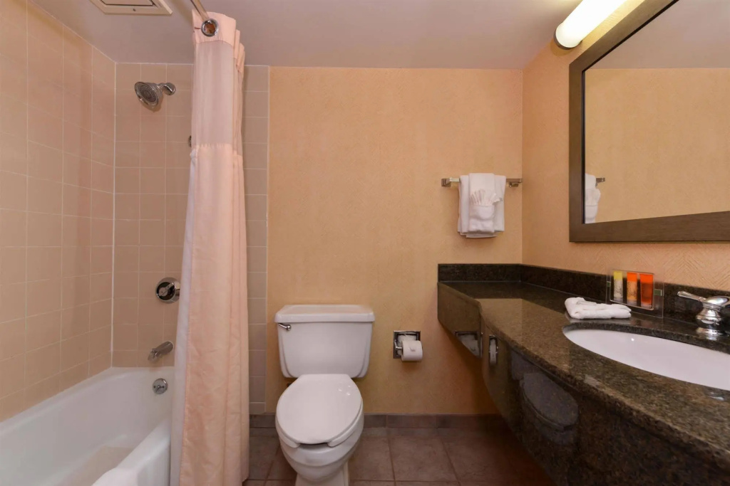 Rochester Airport Plaza Hotel