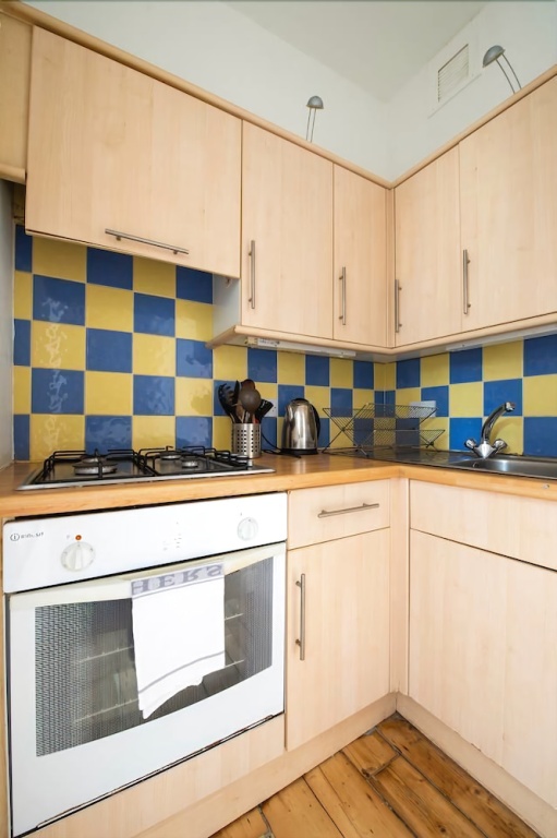 Victorian Apartment in Lively Marchmont