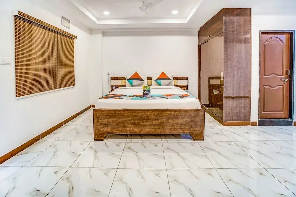 Fabexpress Adarsh Inn