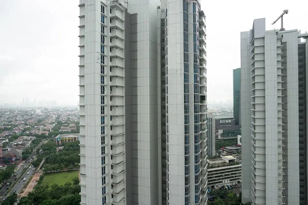 Best Location @ 3br Puri Garden Apartment by Travelio
