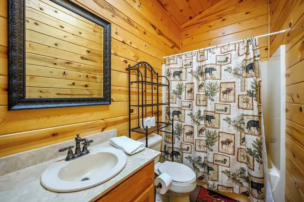Lost Key  Cabin Stay for 8