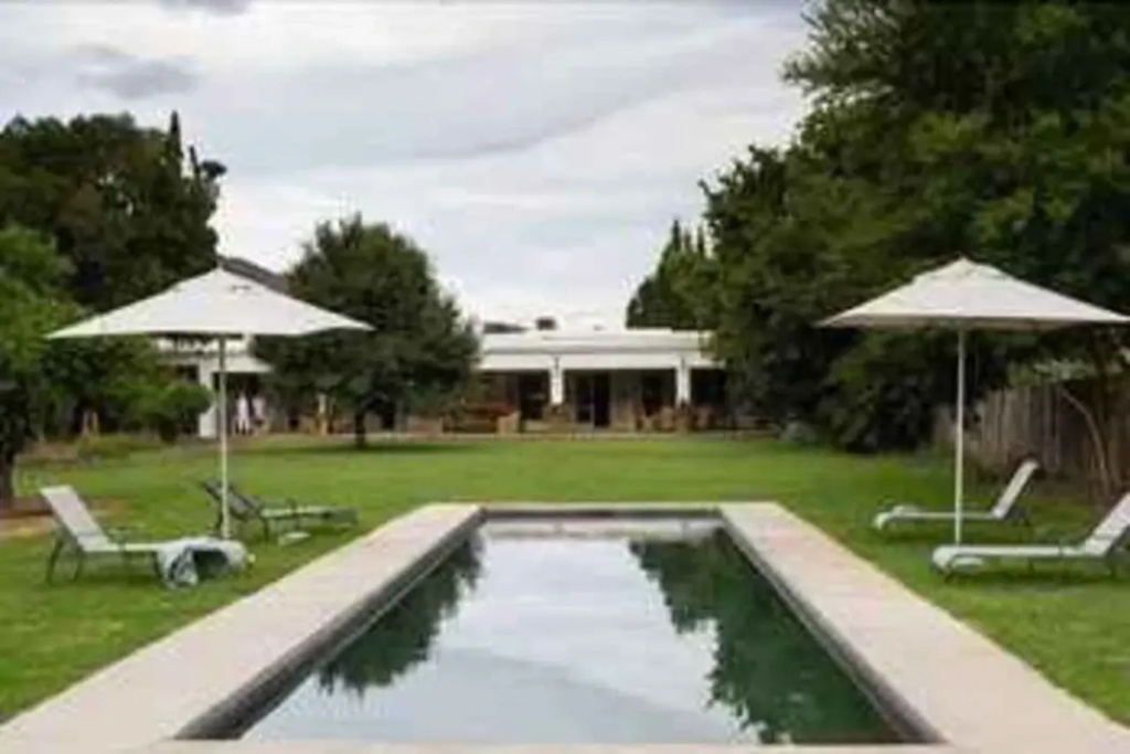 Langhuis Guesthouse