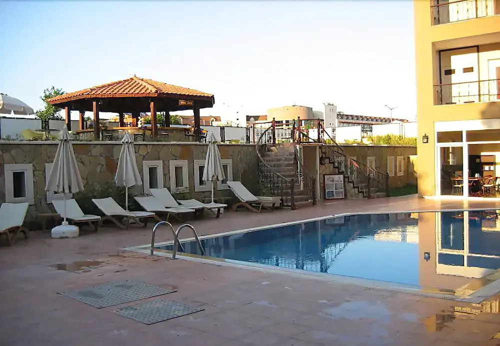 Starberry Hotel
