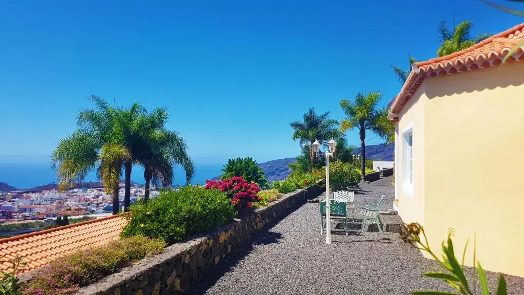 Villa Los Lomos