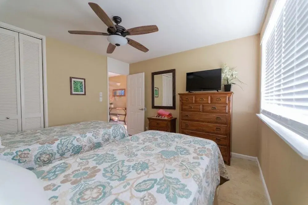 Hale Lani 1 Bedroom 1.5 Bathroom Condo