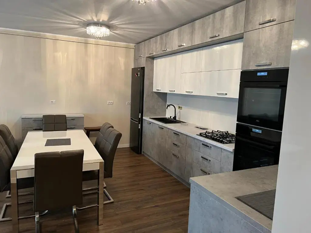 La Pini - Apartament Luxury Bucium