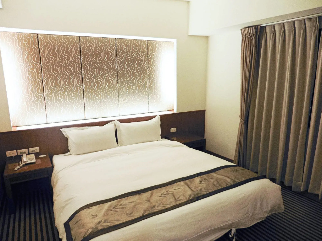 Tapeng Bay Holiday Hotel