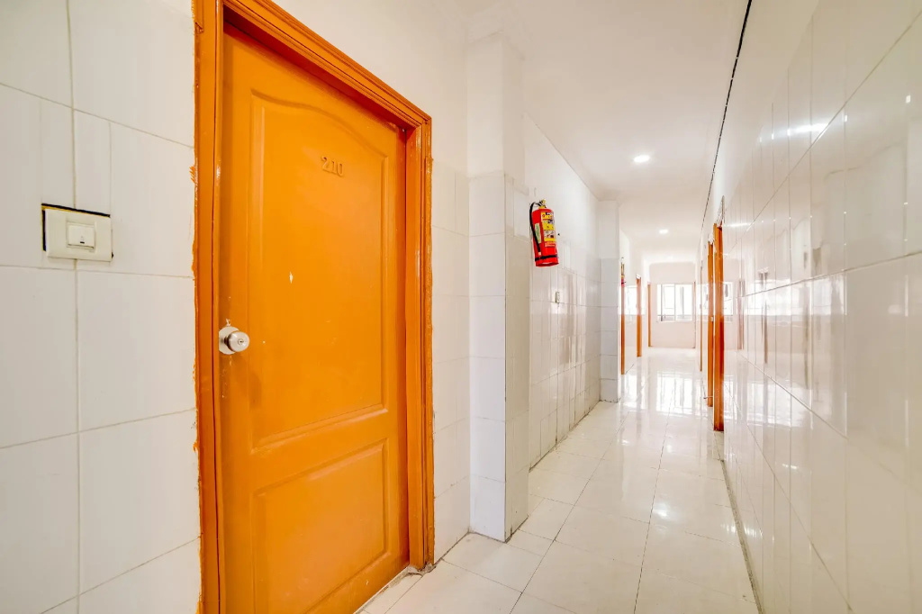 OYO 63506 Dhana Sri Residency