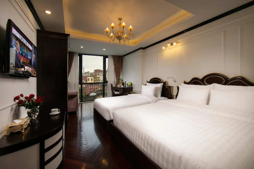 Du Palace Hotel & Travel
