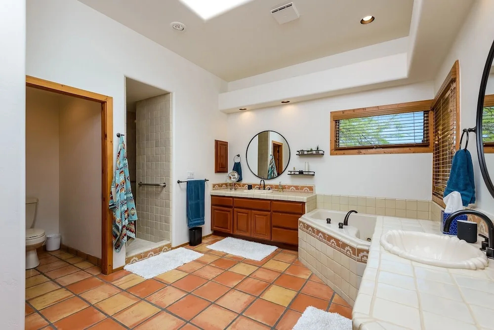 Casa Sanctuary 5 Bedroom Home by Redawning
