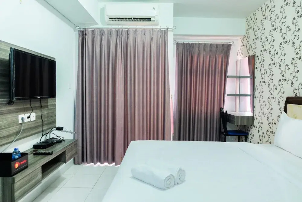 Simply Studio Room Ayodhya Apartment near Tangerang City