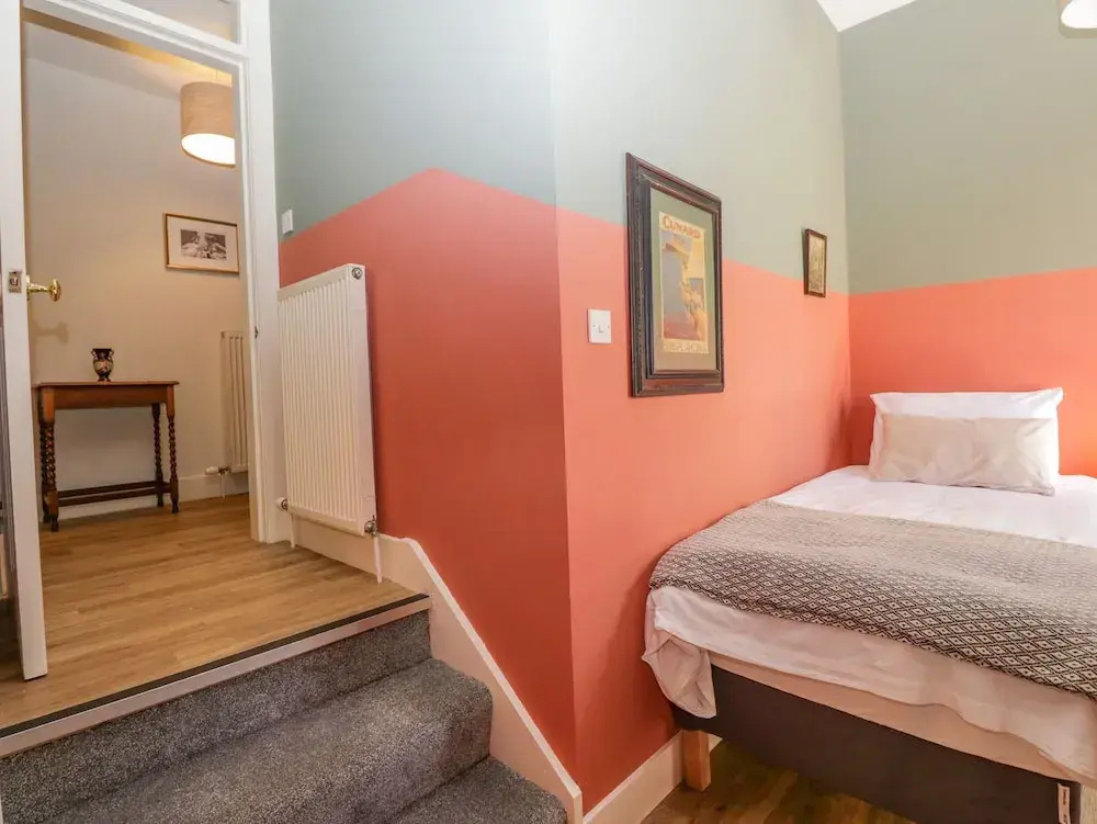 The Coach House - Holmwood