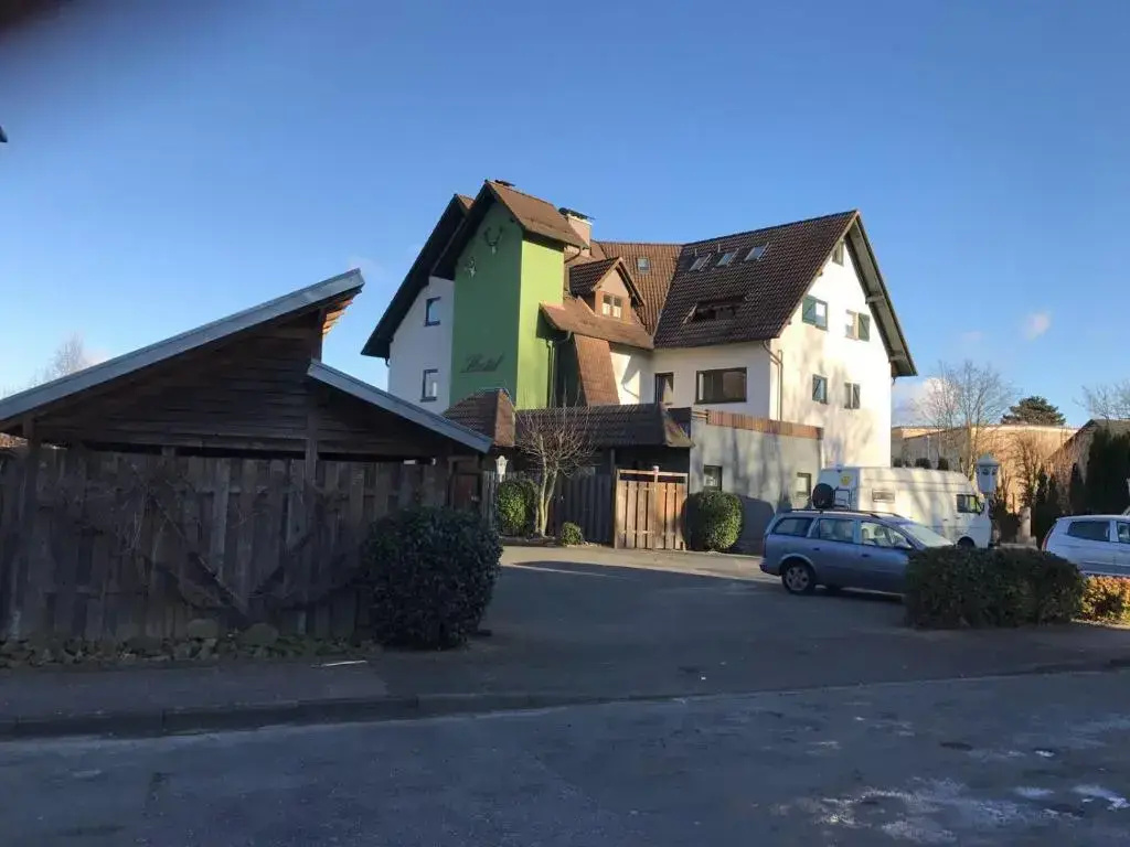 Hotel Kraus - Zentral in Bielefeld-Heepen, Gratis Parken, 24h Self Check-in