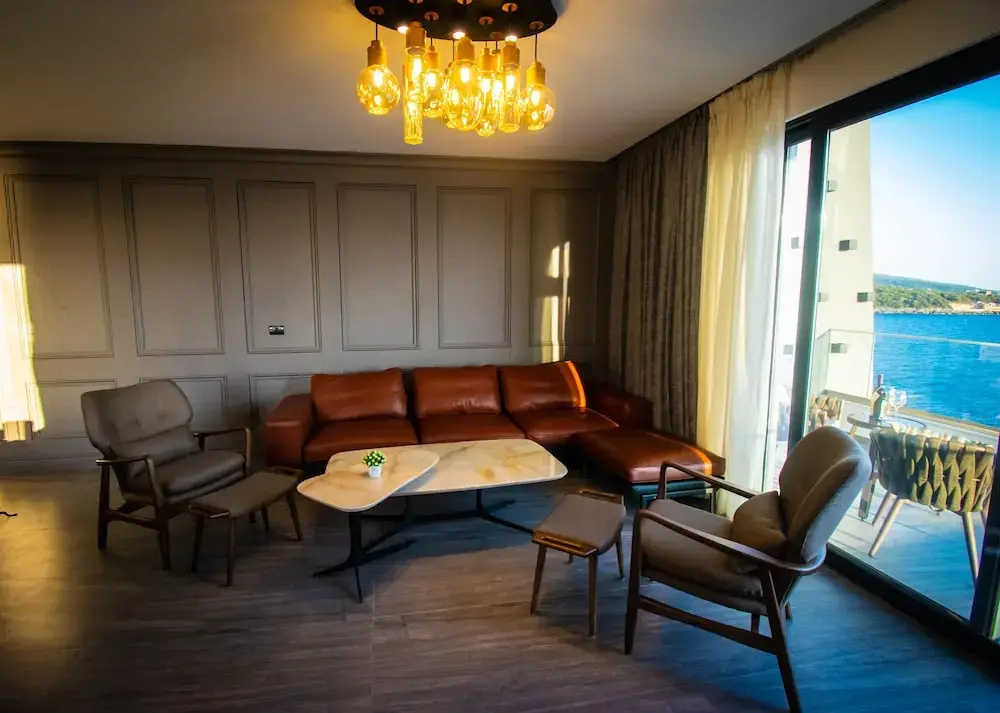 Dollaku Apartments