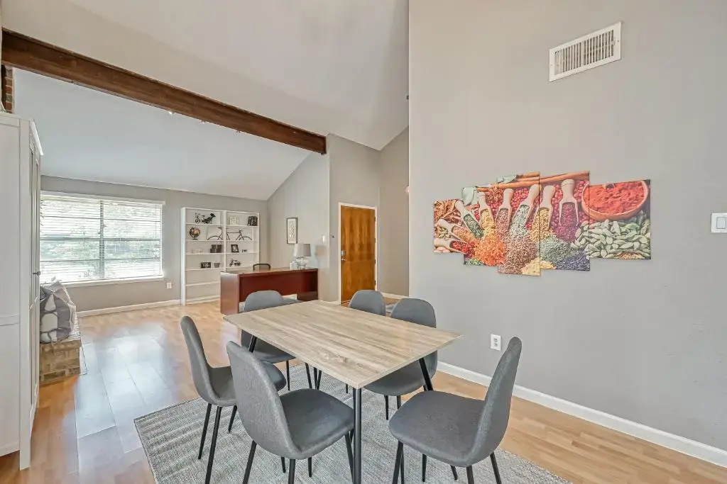 Fort Happy in Katy, 4BR 2 BT, Work-cation, Pet Friendly