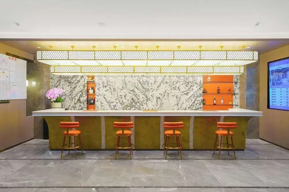 Howard Johnson by Wyndham Life Kunming Guandu Hotel
