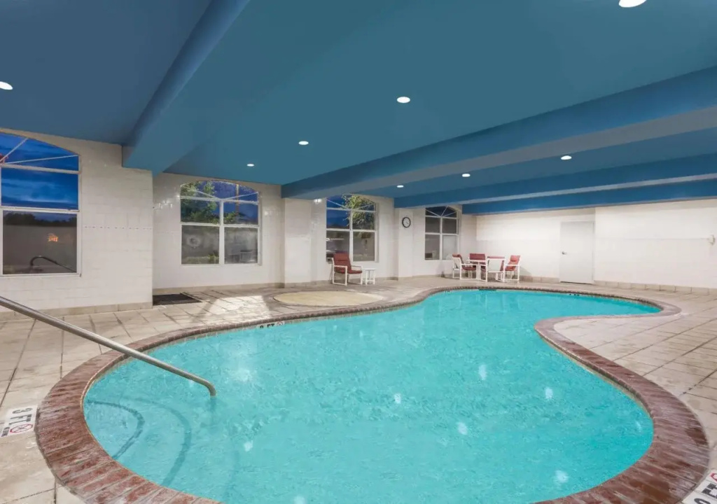 Wingate by Wyndham Savannah Gateway