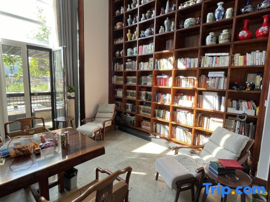 Ningbo Cixi Hometown Accommodation