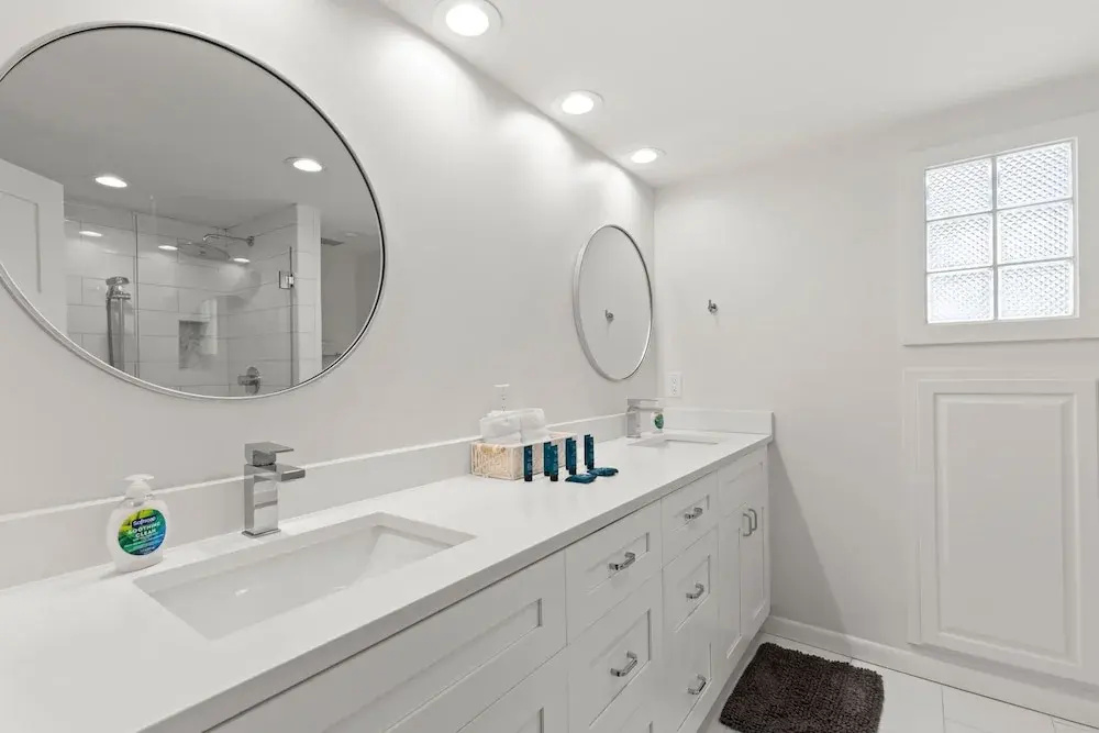 Hyde Park Hydeaway Stunning Home w Heated Pool