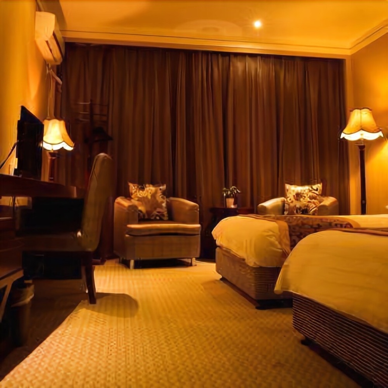 Luqiu Holiday Hotel