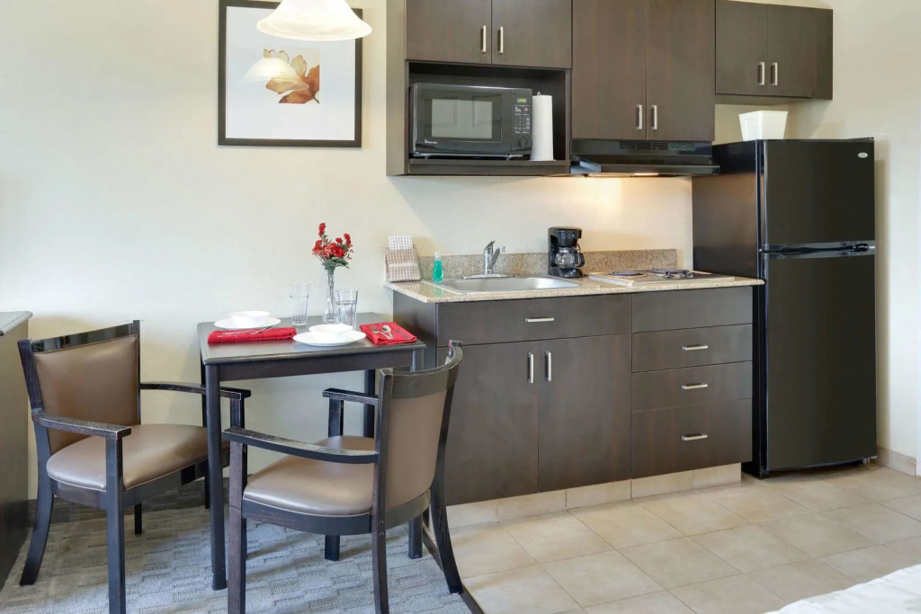 Spark by Hilton Longview