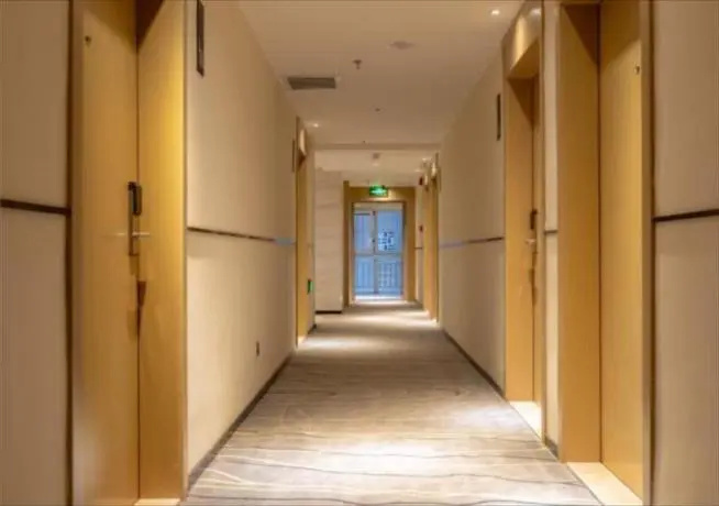 City Comfort Inn Shijiazhuang Xinbai Square Metro Station