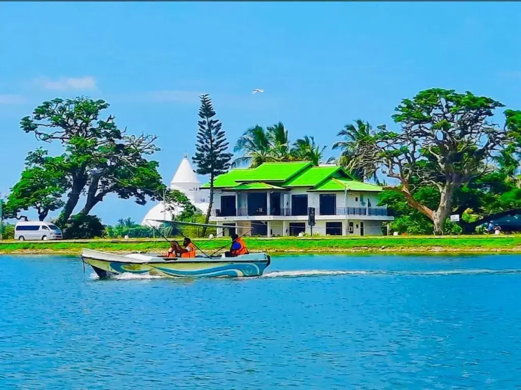 Lake View Hotel
