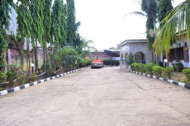 Kenfeli International Palmbeach Hotel