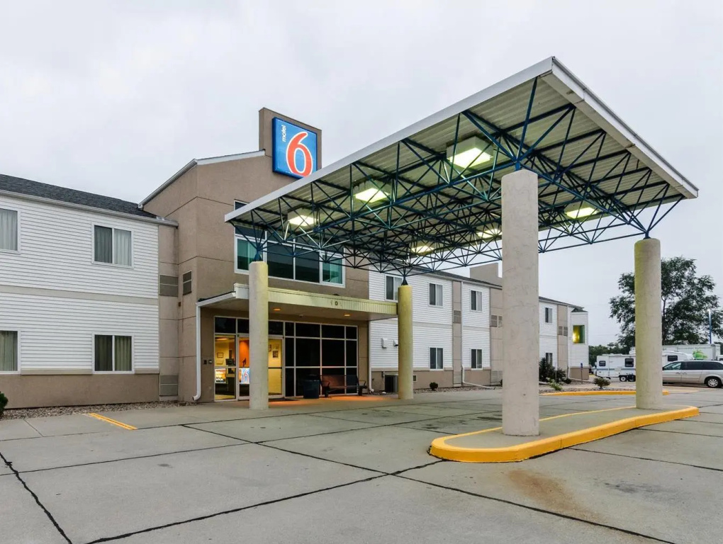 Motel 6-Kearney, NE