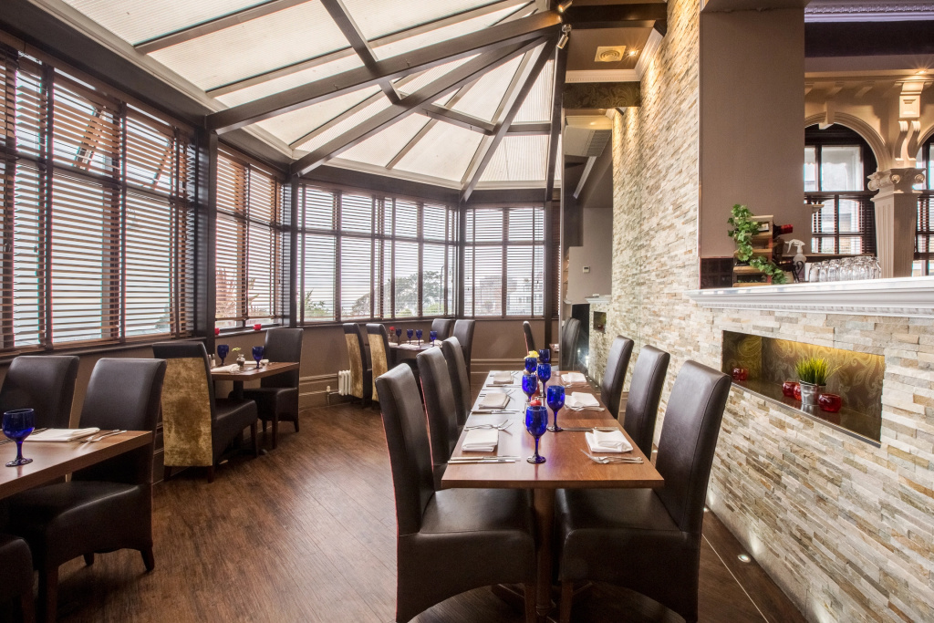 Muthu Westcliff Hotel (Near London Southend Airport)