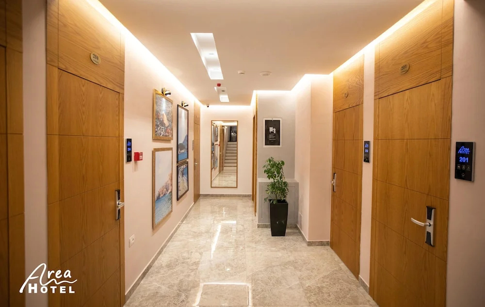 Area Hotel