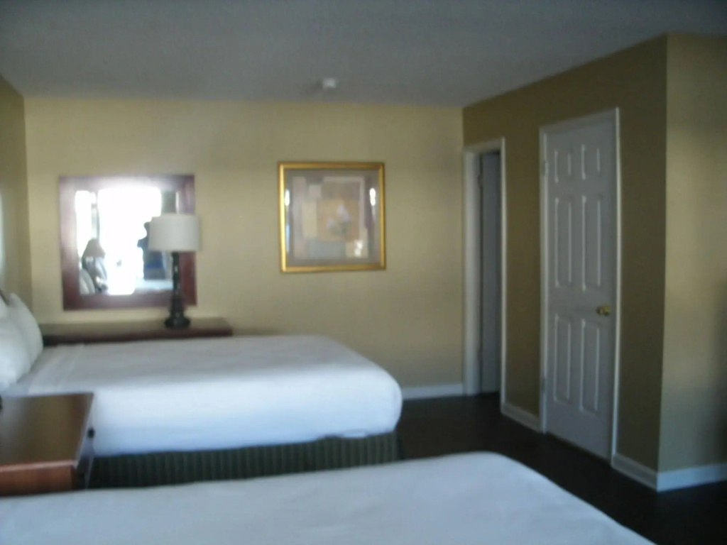 The Admiralty Suites & Inn Memphis Millington