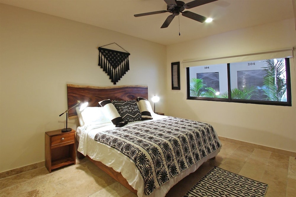 2 Bed Get Away With Swim Up Pool- PARAMAR INDIGO 05 – By Salt-Kisses