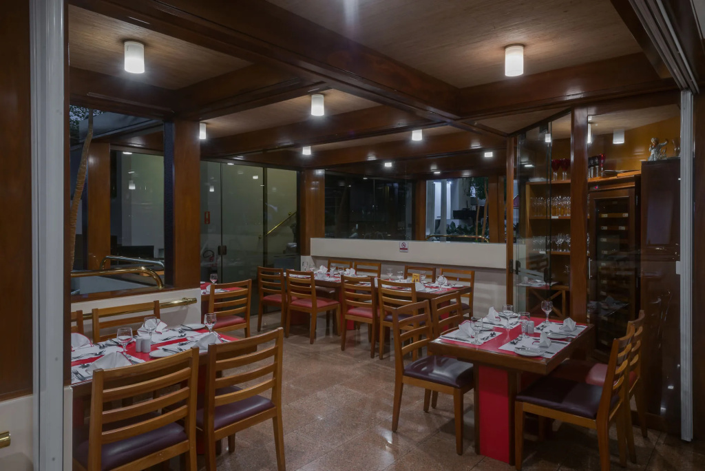 Castro's Park Hotel