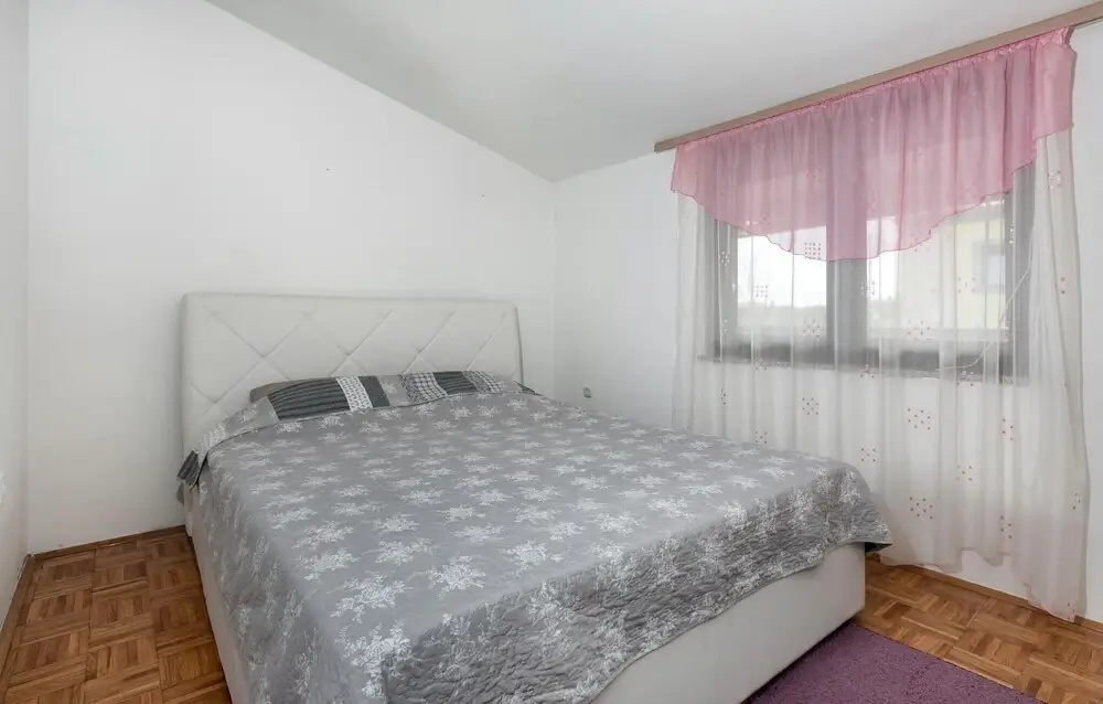 Nice Home in Valtura With Wifi, Outdoor Swimming Pool and 4 Bedrooms