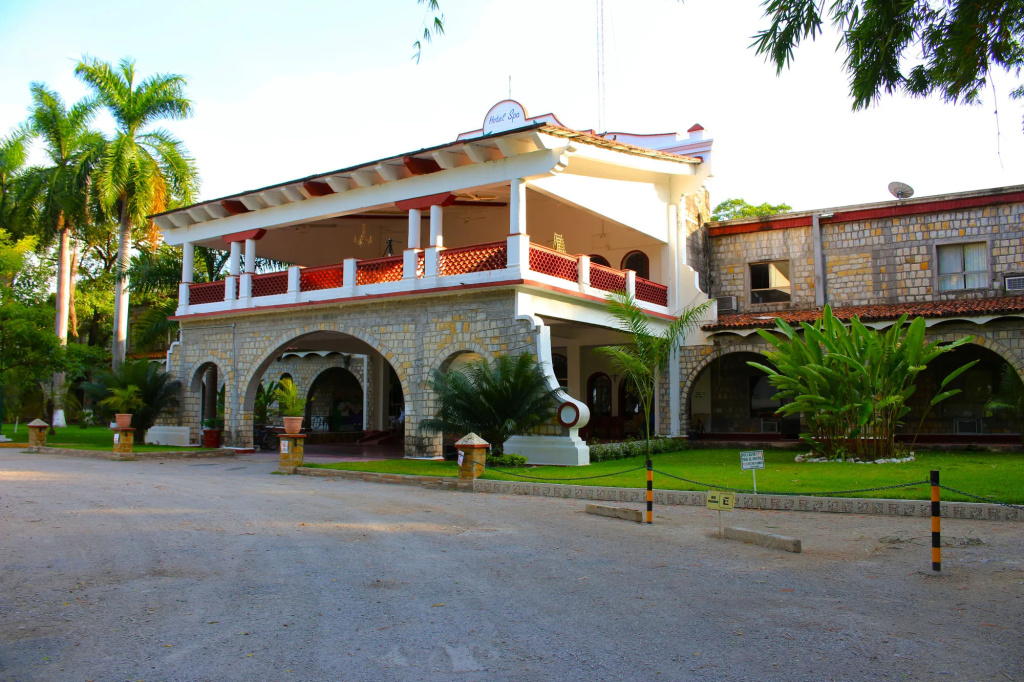 Hotel Spa Taninul