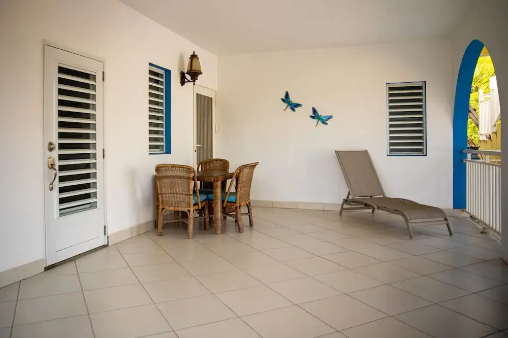 Easy Corner Villas