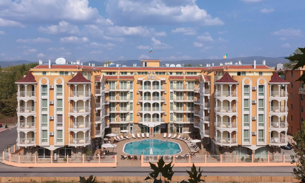 Silver Springs Apartments
