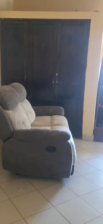 Luxurious 4-bedroom Holiday House With Pool Access in Diani Beach