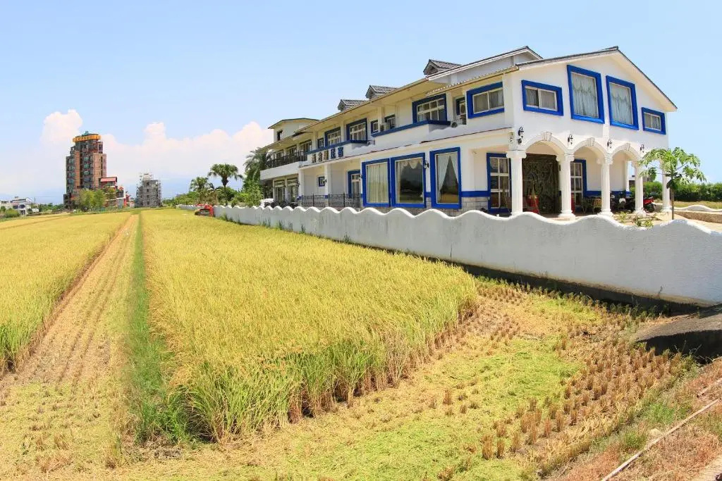 Golden House Homestay