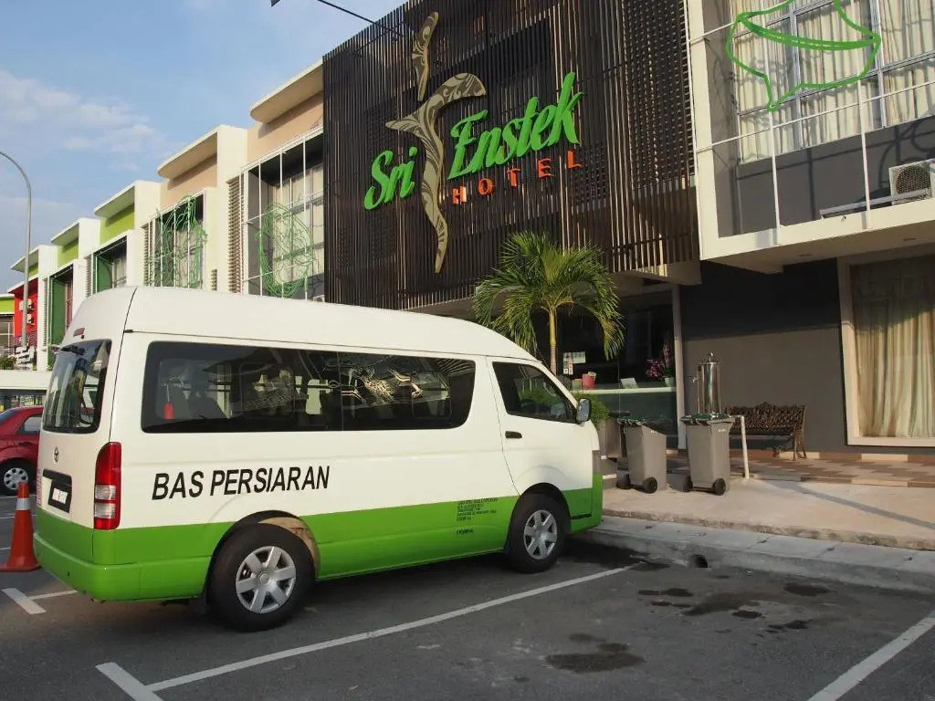 Sri Enstek Hotel - KLIA