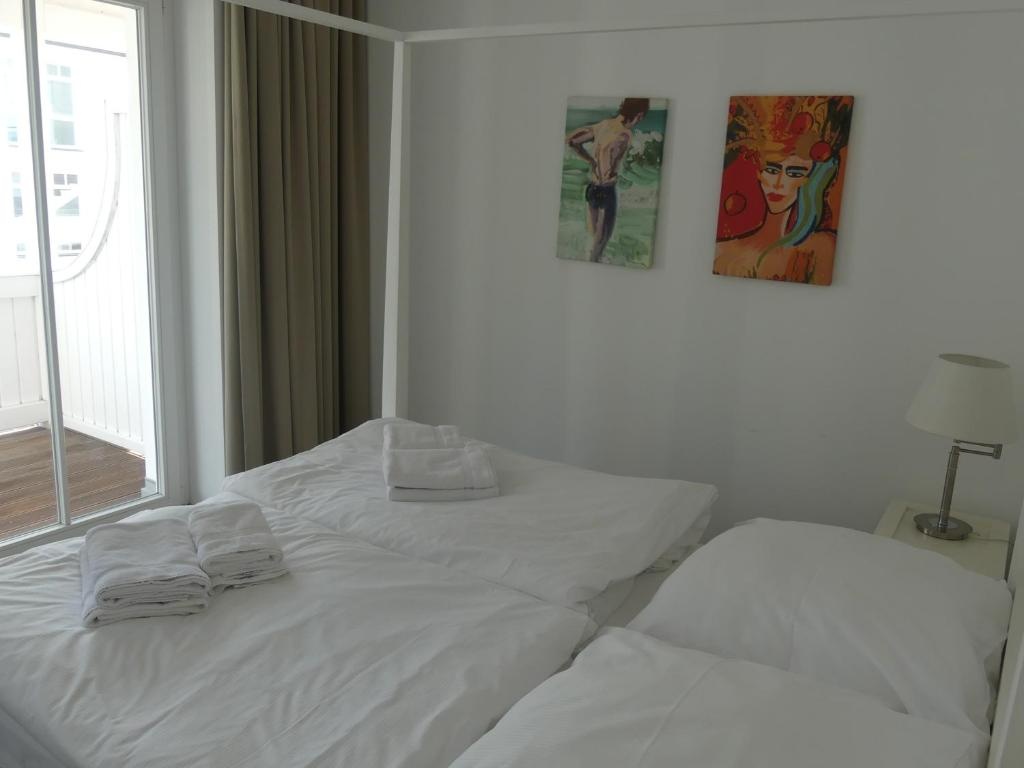 FeWo direkt am Strand mit Balkon und Meerblick, Villa Seeblick, Binz
